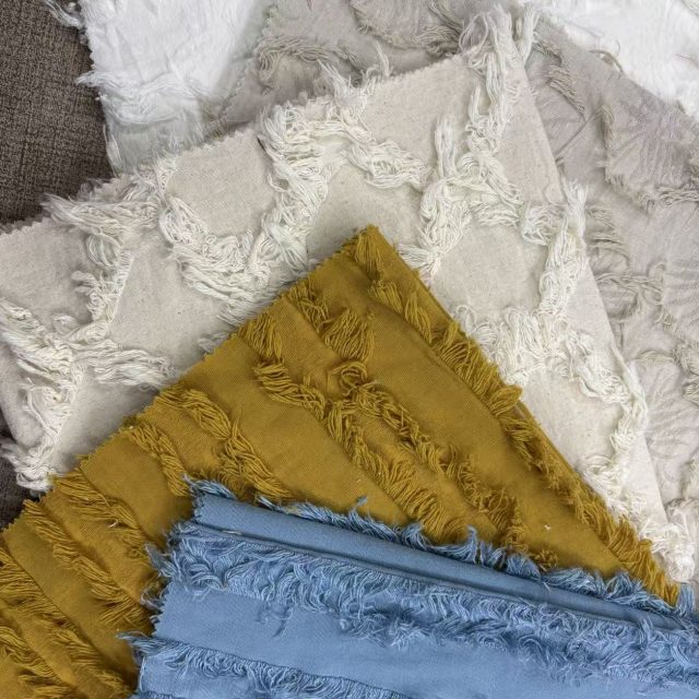100%C Woven Long Feather Fringe Cut Jacquard