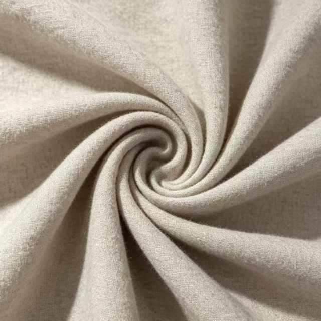 32% RAYON 50.7%POLYESTER 12.8%NYLON 4.5%SP KNIT ONE SIDE NAPPED BONDED FABRIC